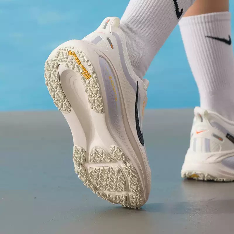 Nike Damenschuhe, Original, le – Lightweight Road Running Shoes Bewertung und Preis